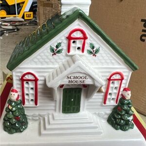 Spode Christmas Tree School House